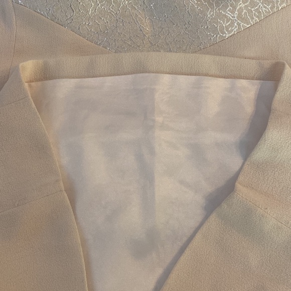 Esley “Boutique” Ivory Dress - Picture 5 of 6